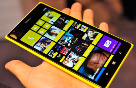   Nokia Lumia 1520