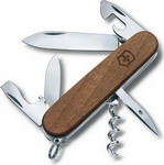 Нож перочинный Victorinox Spartan Wood 91 мм 10 функций рукоять из орехового дерева
Нож перочинный Victorinox Spartan Wood 91 мм 10 функций рукоять из орехового дерева