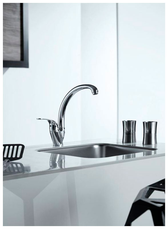 Изображение товара Смеситель для кухни Bravat Fit F7135188CP-1-RUS хром