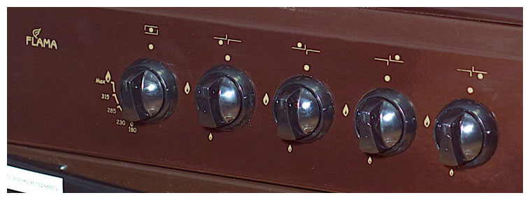 Изображение товара Газовая плита Flama RG 2401 B 4 конфорки духовка 50 л газ-контроль Россия