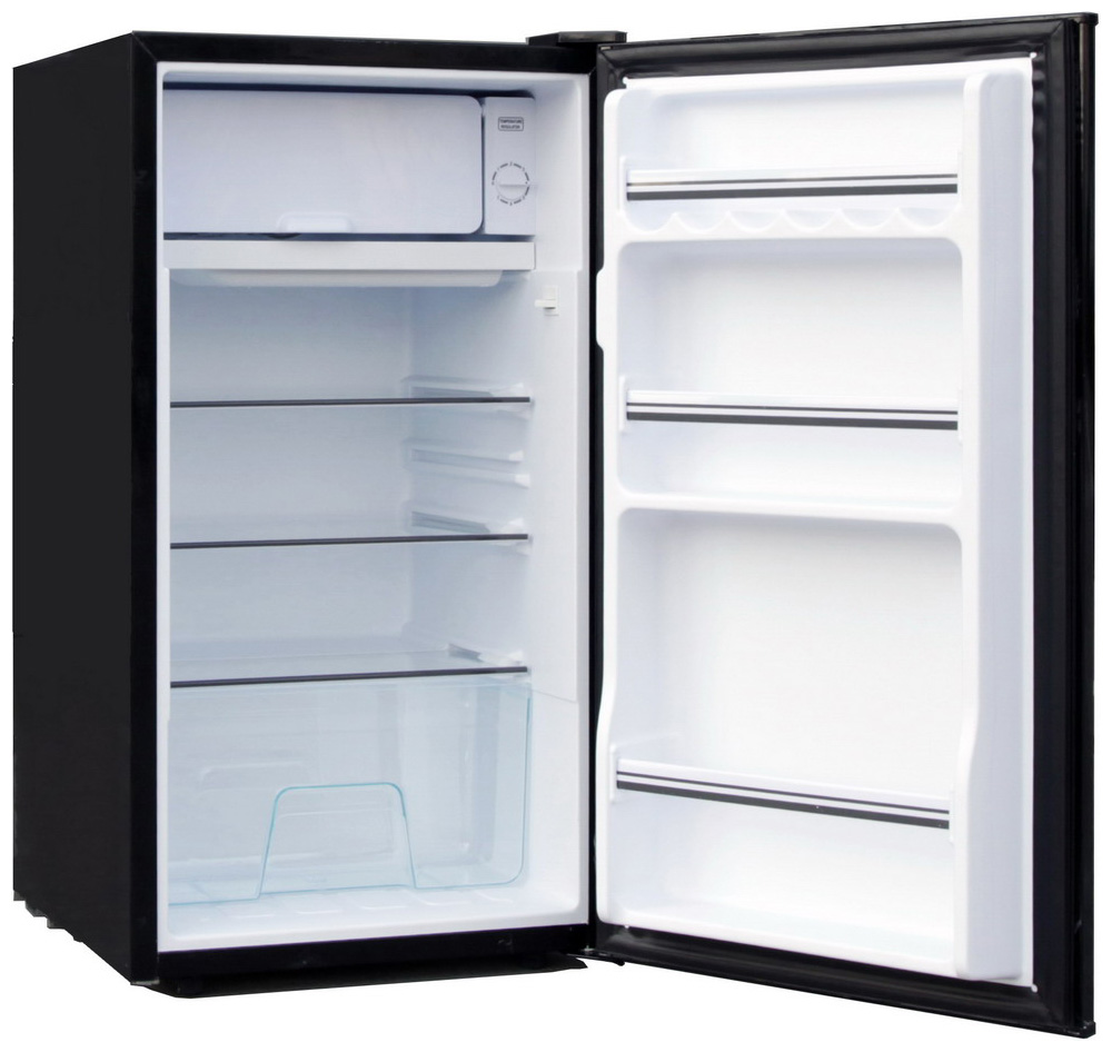 Однокамерный холодильник TESLER RC-95 black однокамерный холодильник tesler rc 95 champagne