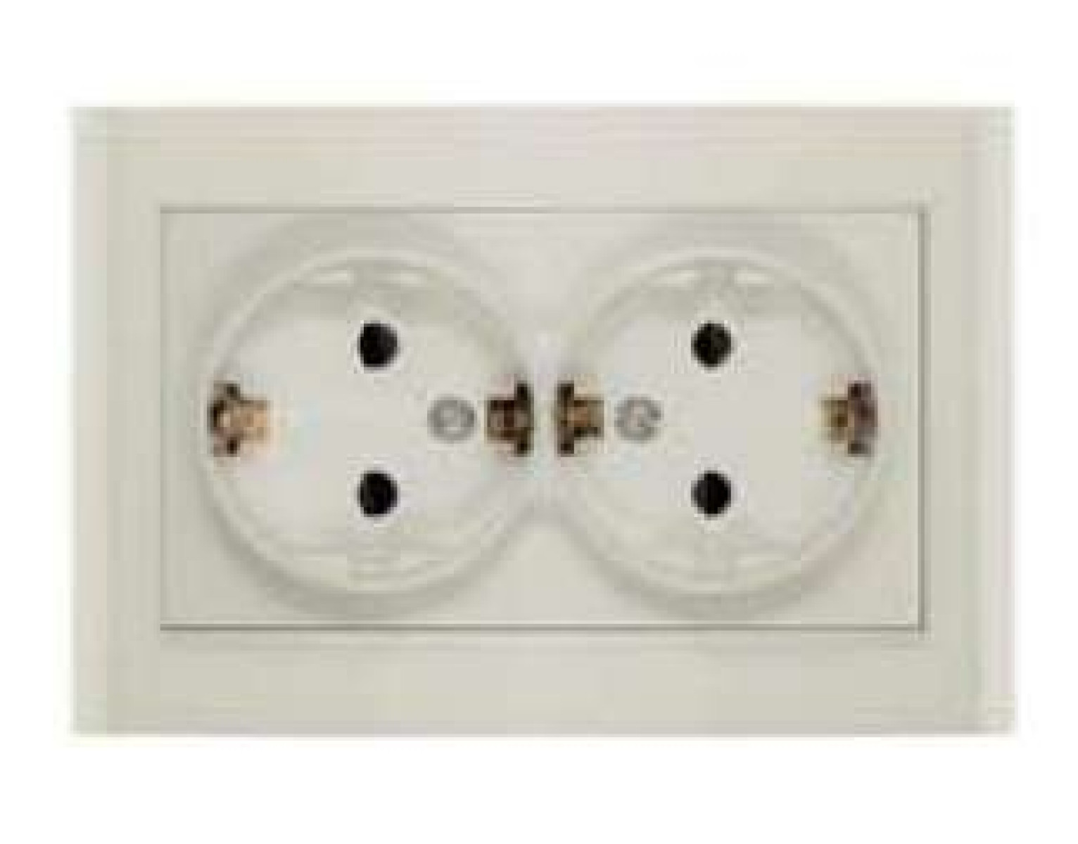 Изображение товара Универсальная электрическая розетка 2-м СП с заземлителем IP20 Бриллиант 16А