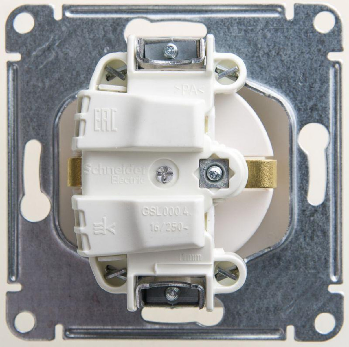 Изображение товара Розетки Systeme Electric Розетка 1-м СП Glossa 16А IP20 с заземл. механизм перламутр. SE