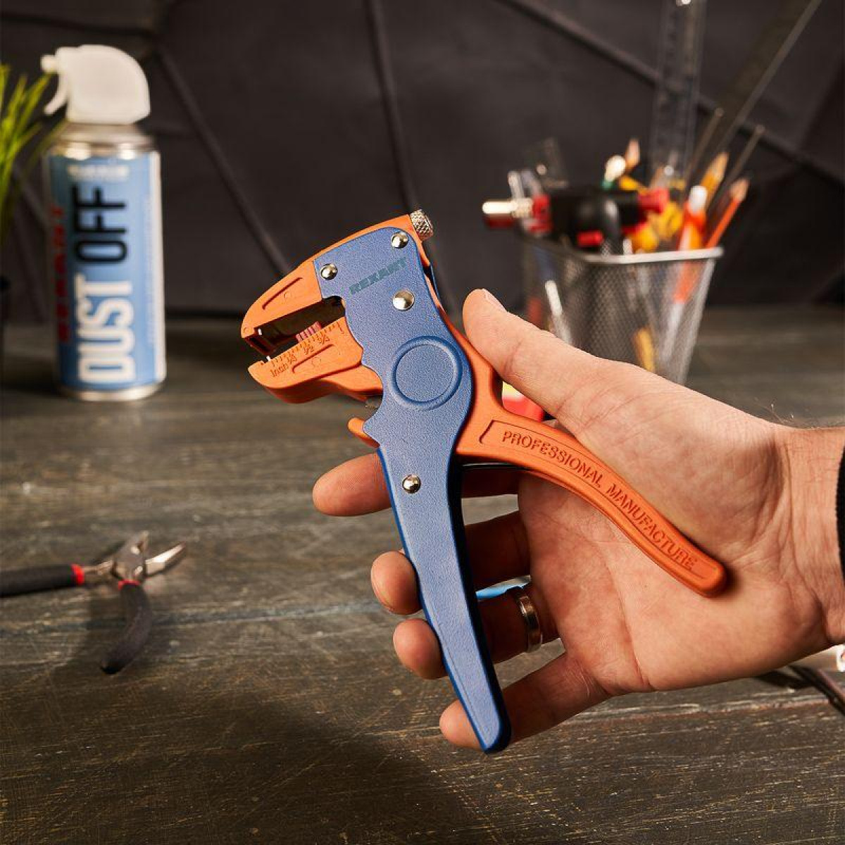 Изображение товара Инструмент для зачистки многожильного кабеля Rexant HT-150B TL-700 D 0.3-6.0 кв мм