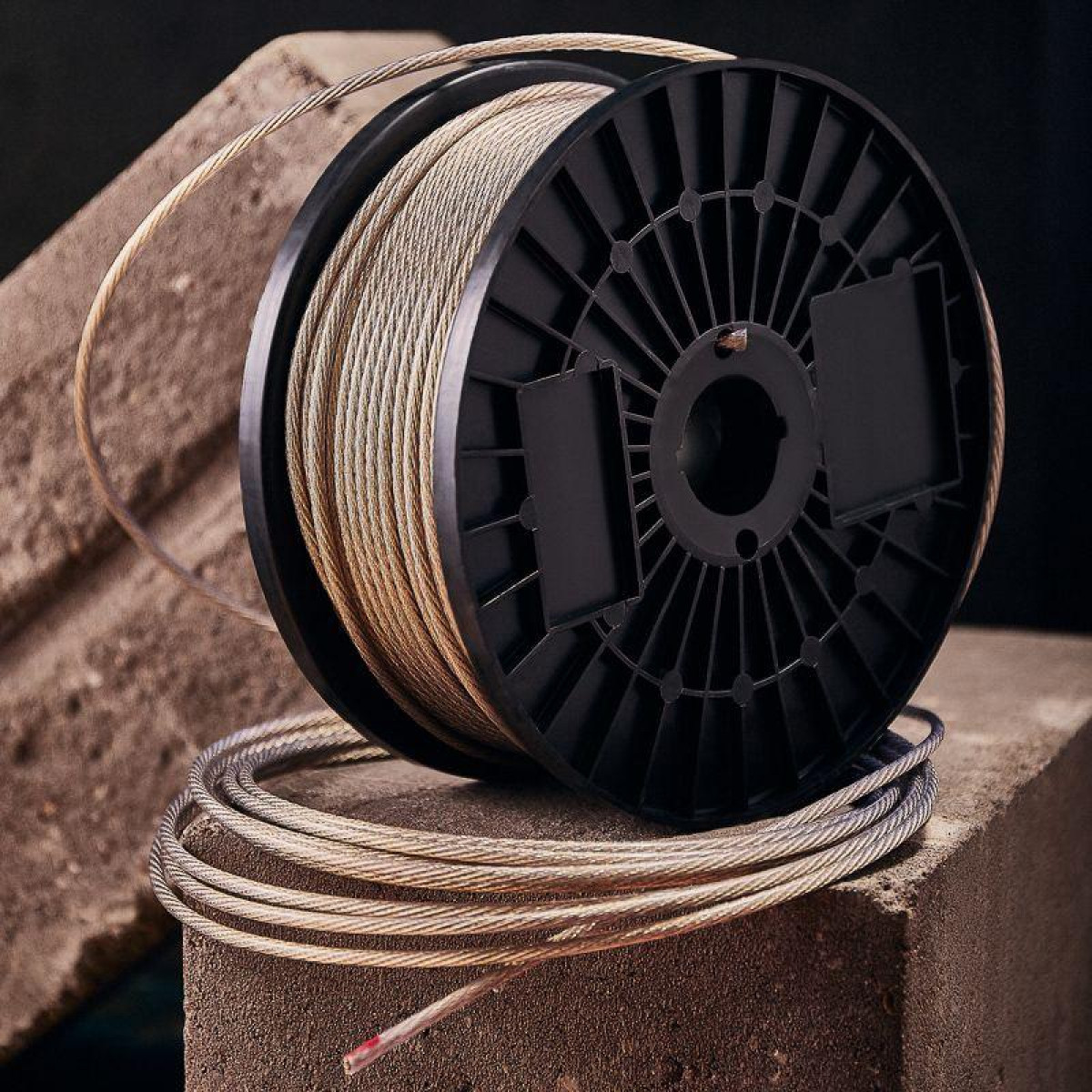 Изображение товара Стальной трос заземления Rexant d4.0мм с ПВХ покрытием 100м