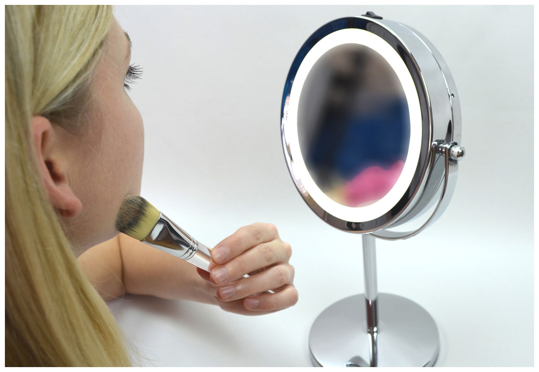 Увеличивающее отражение. Зеркало koh-i-noor discolo. Отражение в очках. 707922 зеркало мертвой зоны. Зеркало accoona увеличительное настенное 6" (10) а223-6.