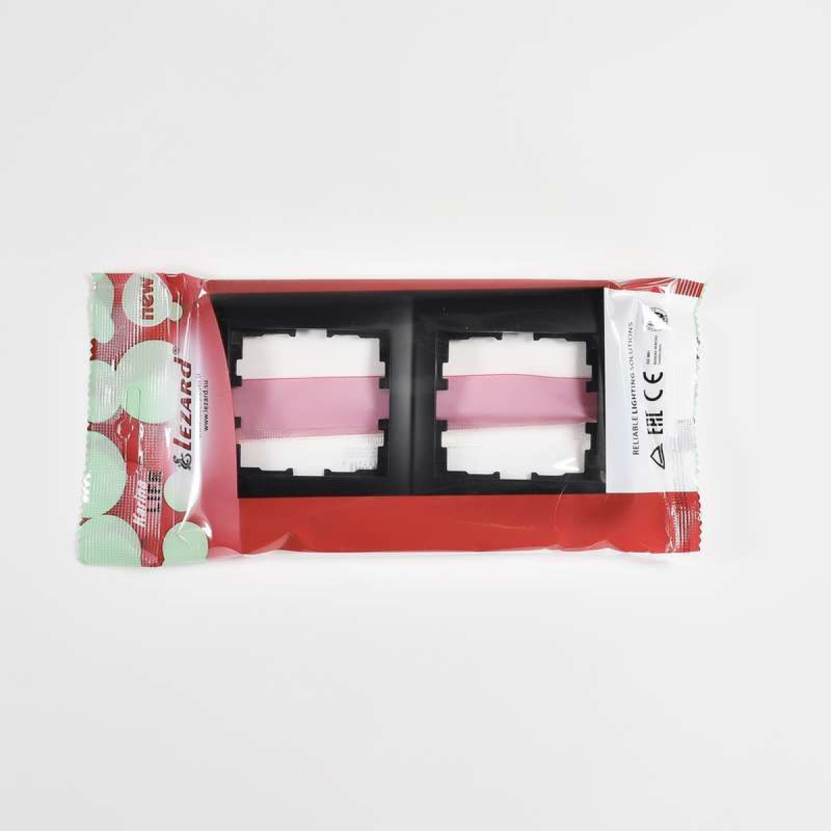 Изображение товара Рамки декоративные основания для электроприборов Lezard Karina Life горизонтальные черный бархат