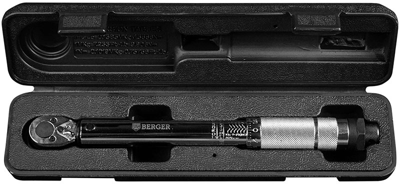 Ключ динамометрический BERGER BG2155 1/4'' 5-25 Нм ,в кейсе, правая-левая резьба ключ динамометрический berger с набором головок 13 предметов bg2370 1 2 28 210 нм правая левая резьба