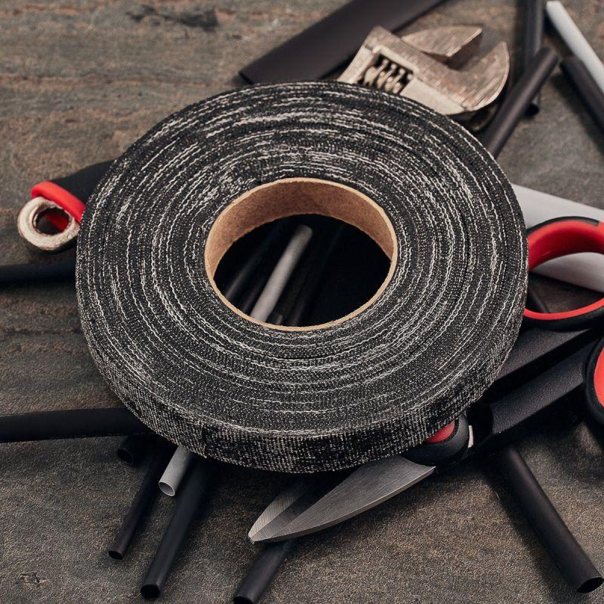 Изображение товара Изолента Rexant ХБ 15мм (рул.20м)