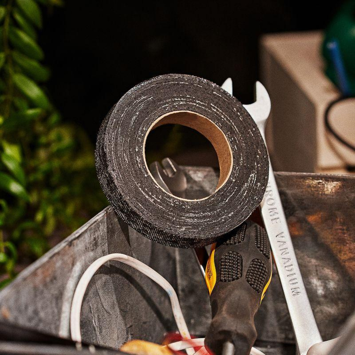 Изображение товара Изолента Rexant ХБ 15мм 10м хлопчатобумажная для электропроводки