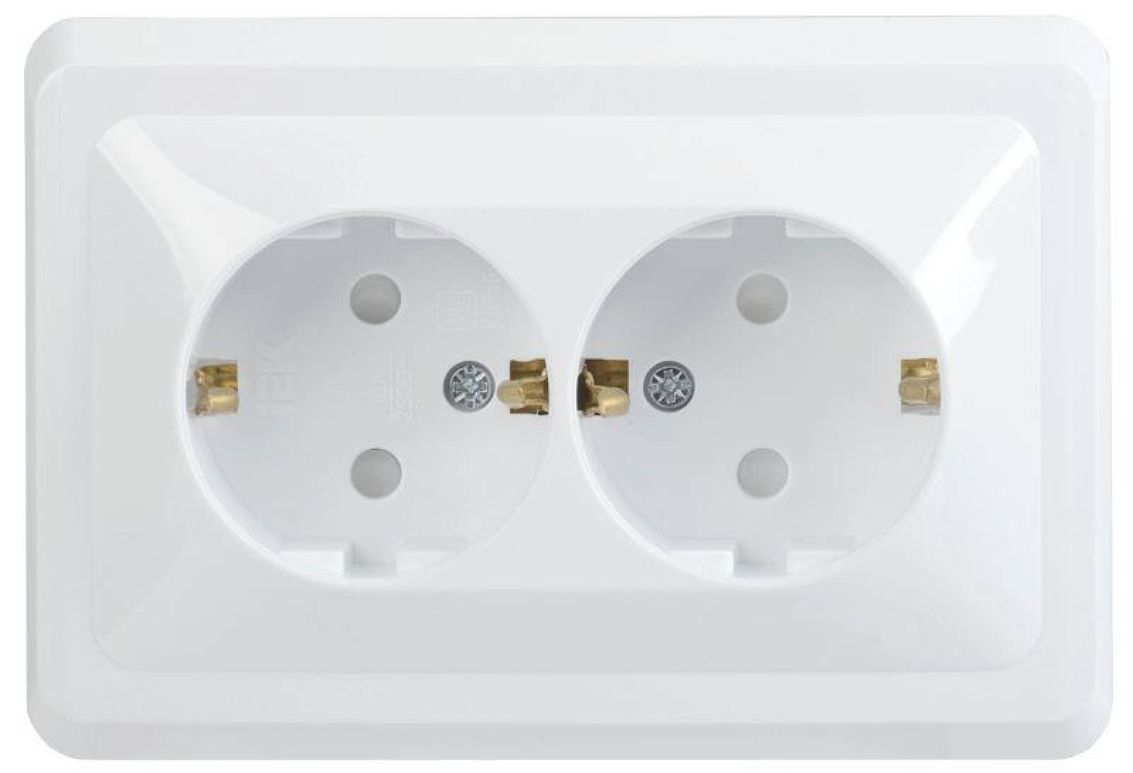 Изображение товара Розетка IEK 2-м СП Вега РСш12-3-ВБ с заземл. контактом и шторками белая