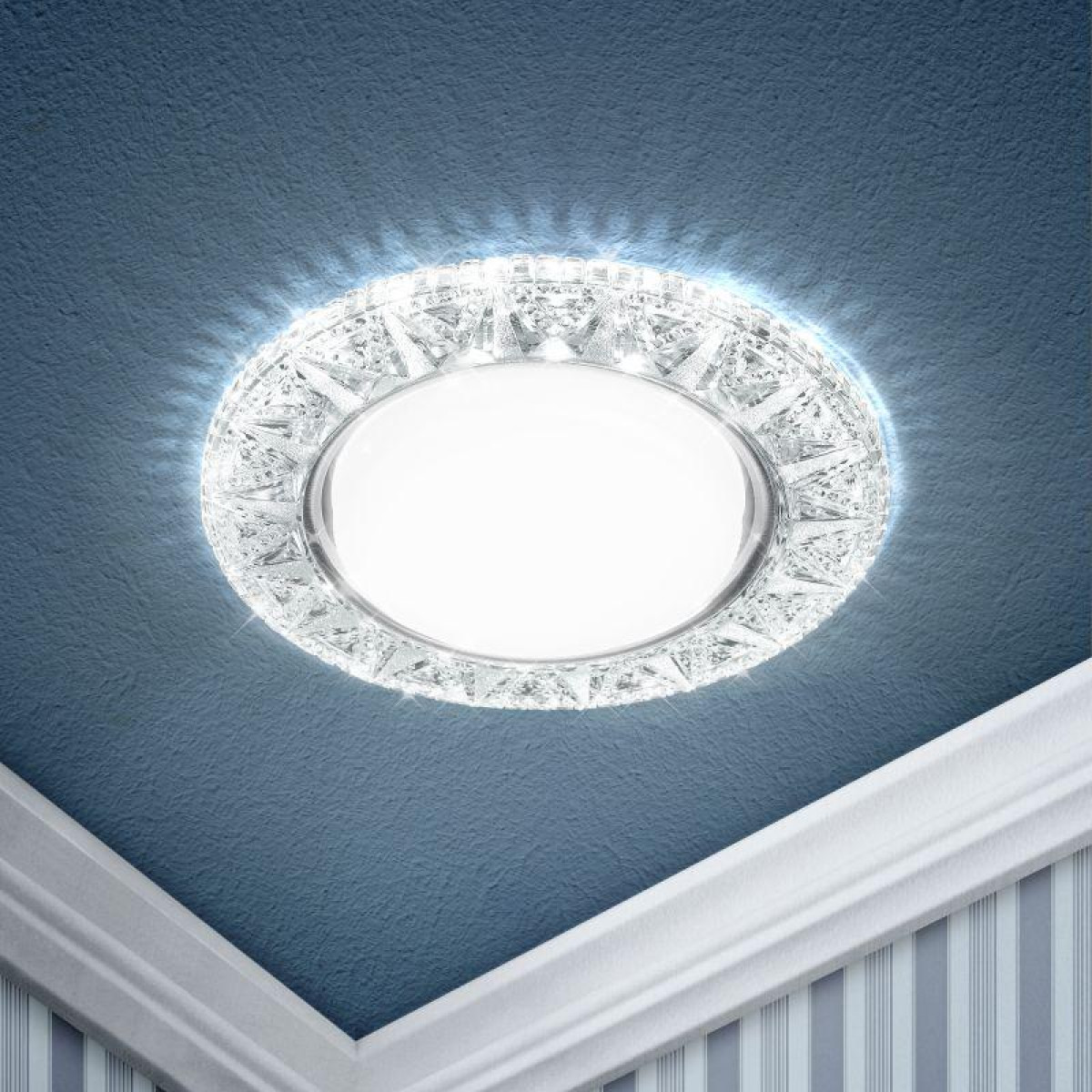 Изображение товара Прожектор светильник точечный ЭРА GX53 15 Вт алюминий декор IP20 для внутреннего использования