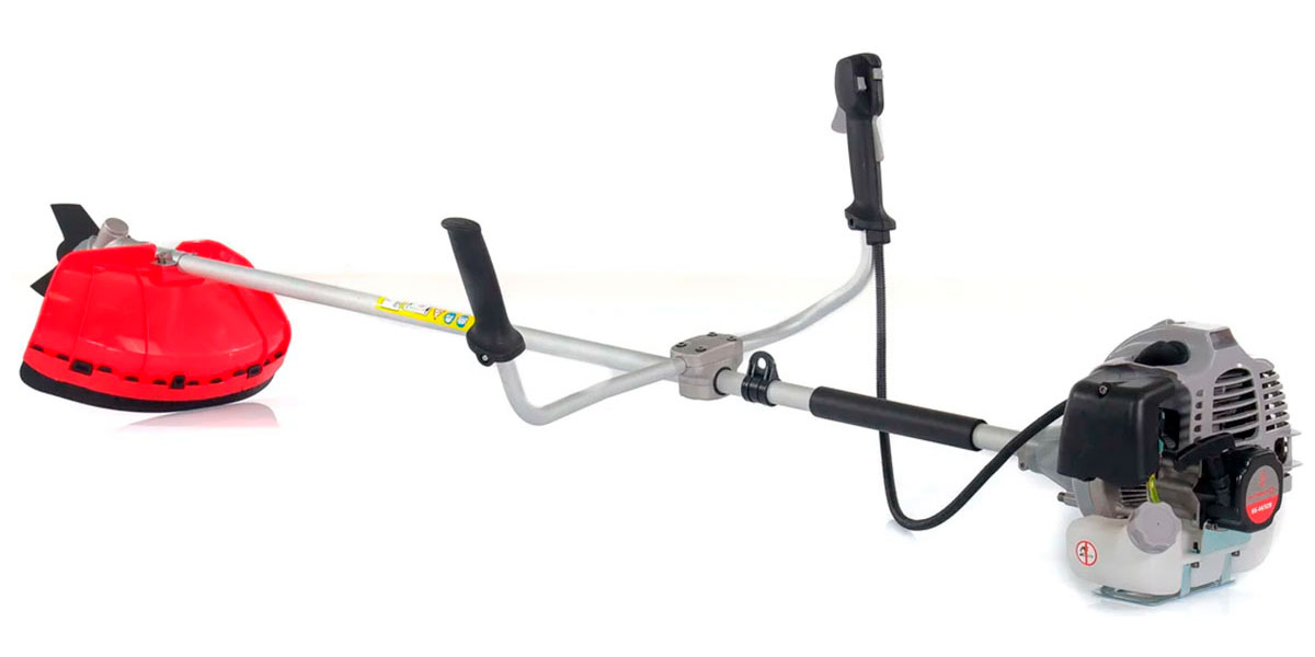 Изображение товара Бензиновый триммер Интерскол KB-44/52B 52 см3 2.2 л.с. с леской и диском