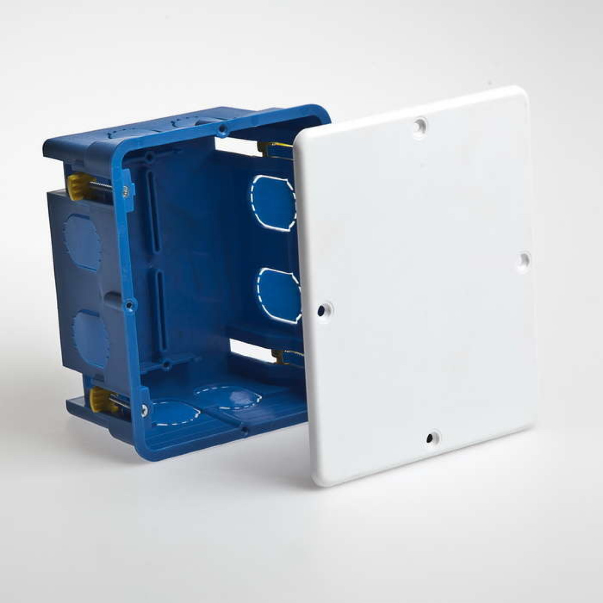 Изображение товара Изделия для электромонтажа Ruvinil Коробка распределительная СП ГСК 140х112х70мм IP30