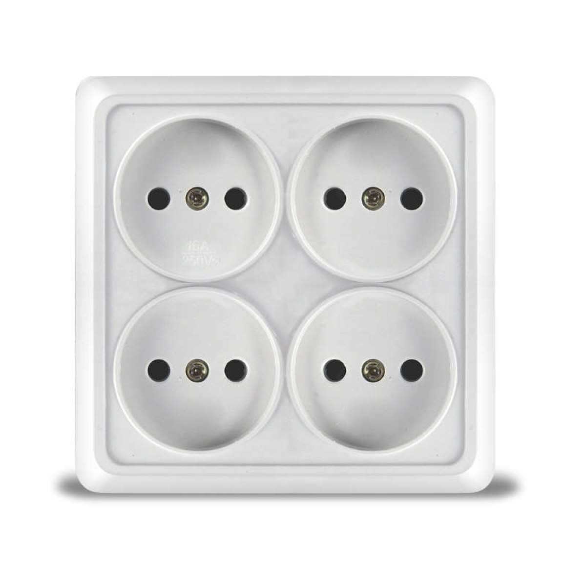 Изображение товара Универсальная розетка Олимп 16А IP20 4-гнездовая квадратная накладная Китай