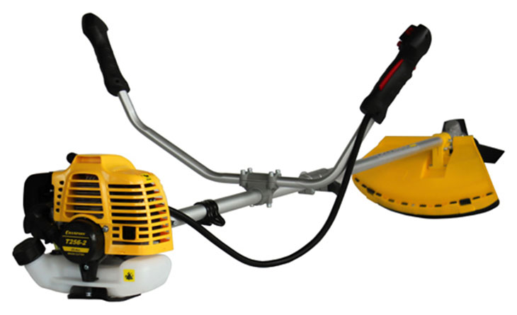 Изображение товара Триммер Champion Т256-2 бензиновый с леской и ножом 40 см 1 год гарантии