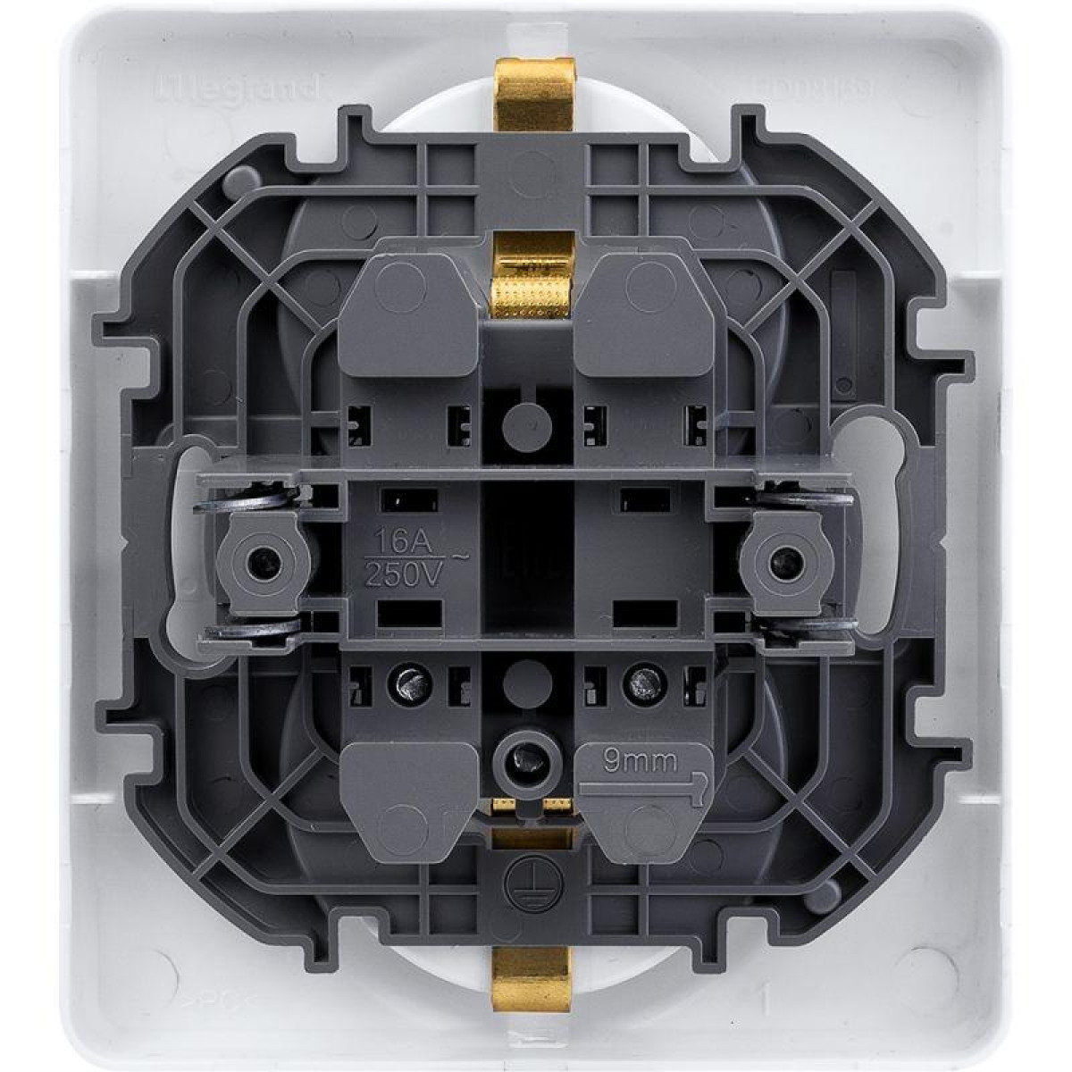 Изображение товара Розетка Inspiria 16А IP20 встраиваемая белая Legrand Россия