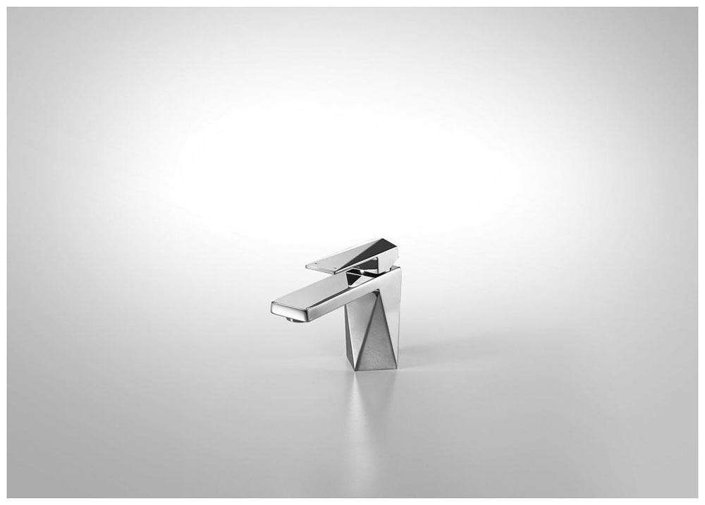 Изображение товара Смеситель для раковины Bravat Iceberg F176110C хром керамический кран