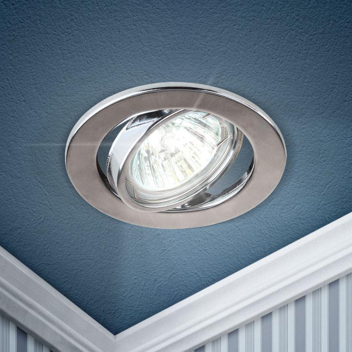 Изображение товара Прожекторы и светильники направленного света ЭРА ST2A CH 50Вт алюминиевый хром