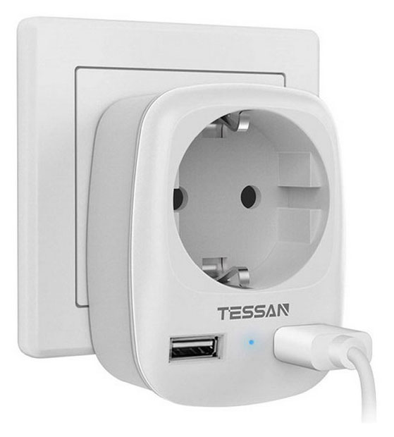 Розетка-адаптер Tessan TS-611-DE Grey сетевой фильтр tessan ts 304 grey 8 евророзеток 220в и 3 usb и кн питания 3600вт до 16а кабель 2м 80001876