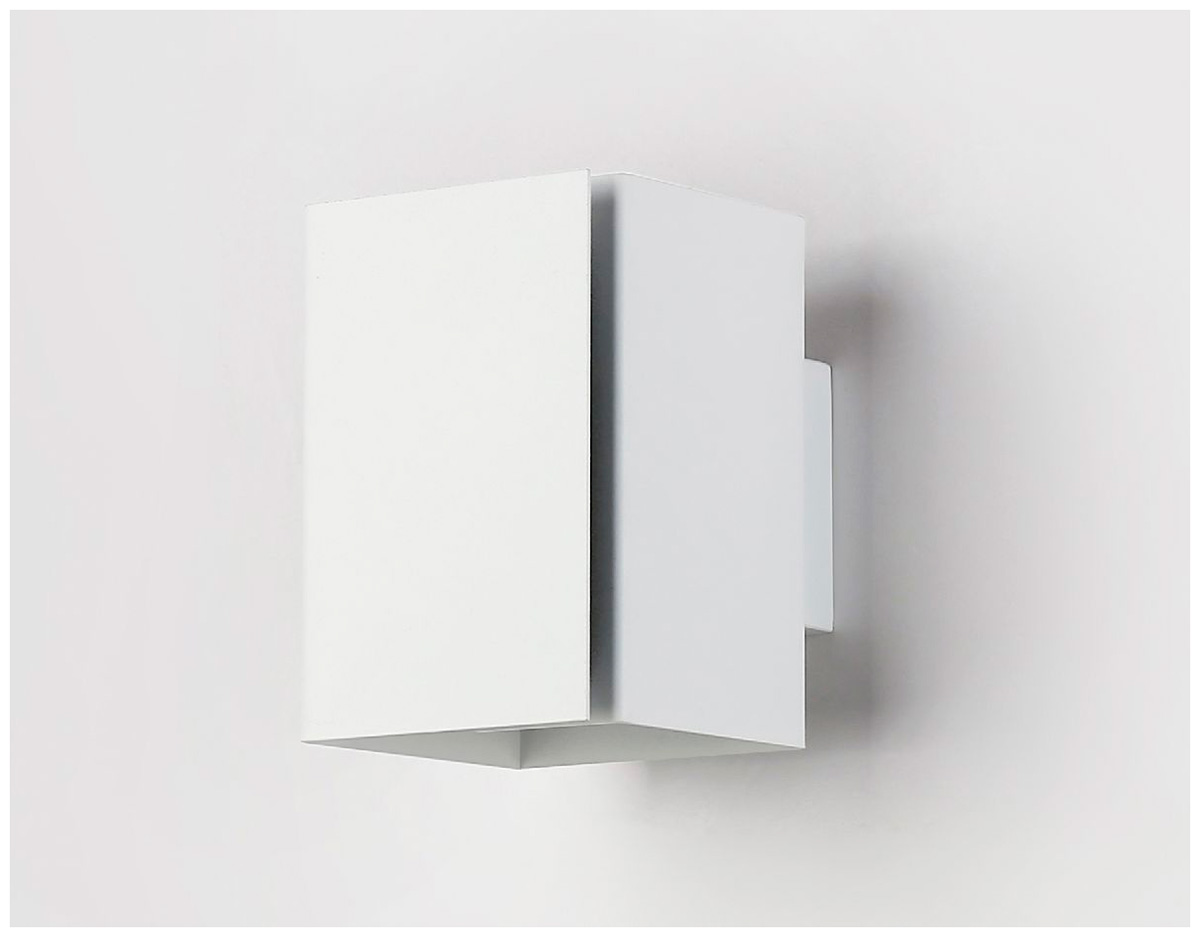 Изображение товара Настенный светильник Ambrella Light Techno Spot TN5115 в стиле Хай-Тек 40 Вт Россия