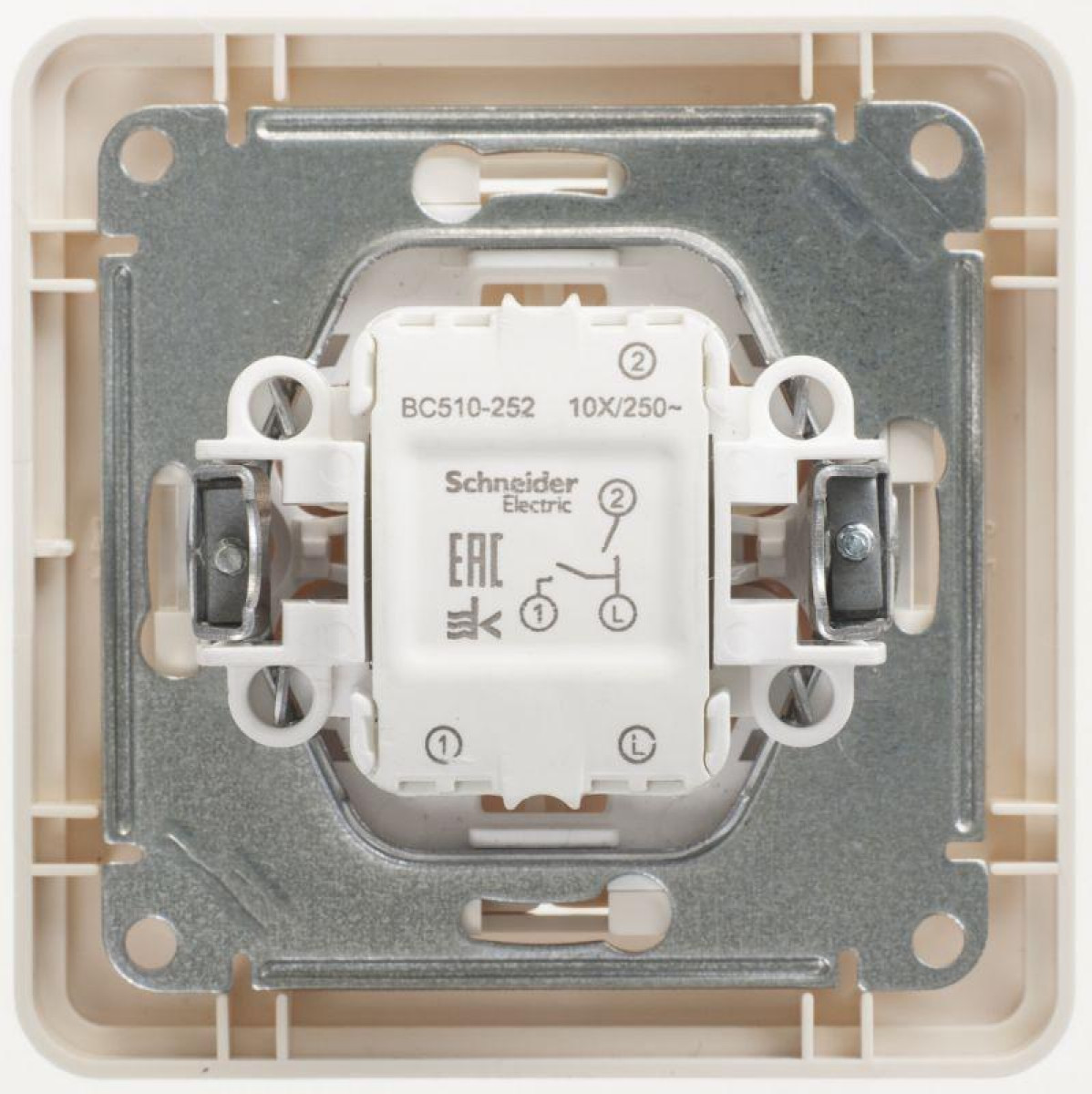 Изображение товара Выключатели, переключатели, диммеры Systeme Electric Выключатель 2-кл. СП W59 10А IP20 10AX в сборе сл. кость SE