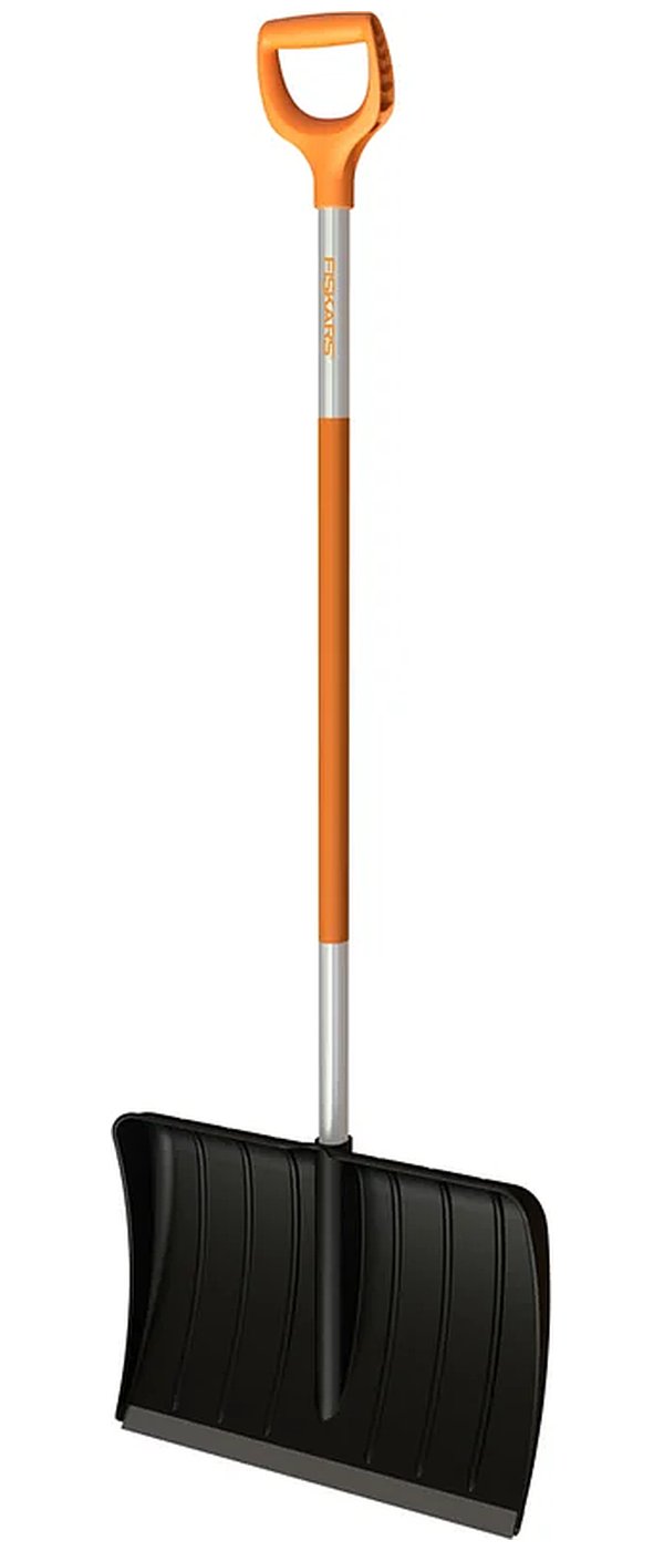 Изображение товара Лопата для снега Fiskars SnowXpert 1062828 морозостойкая классическая 154 см