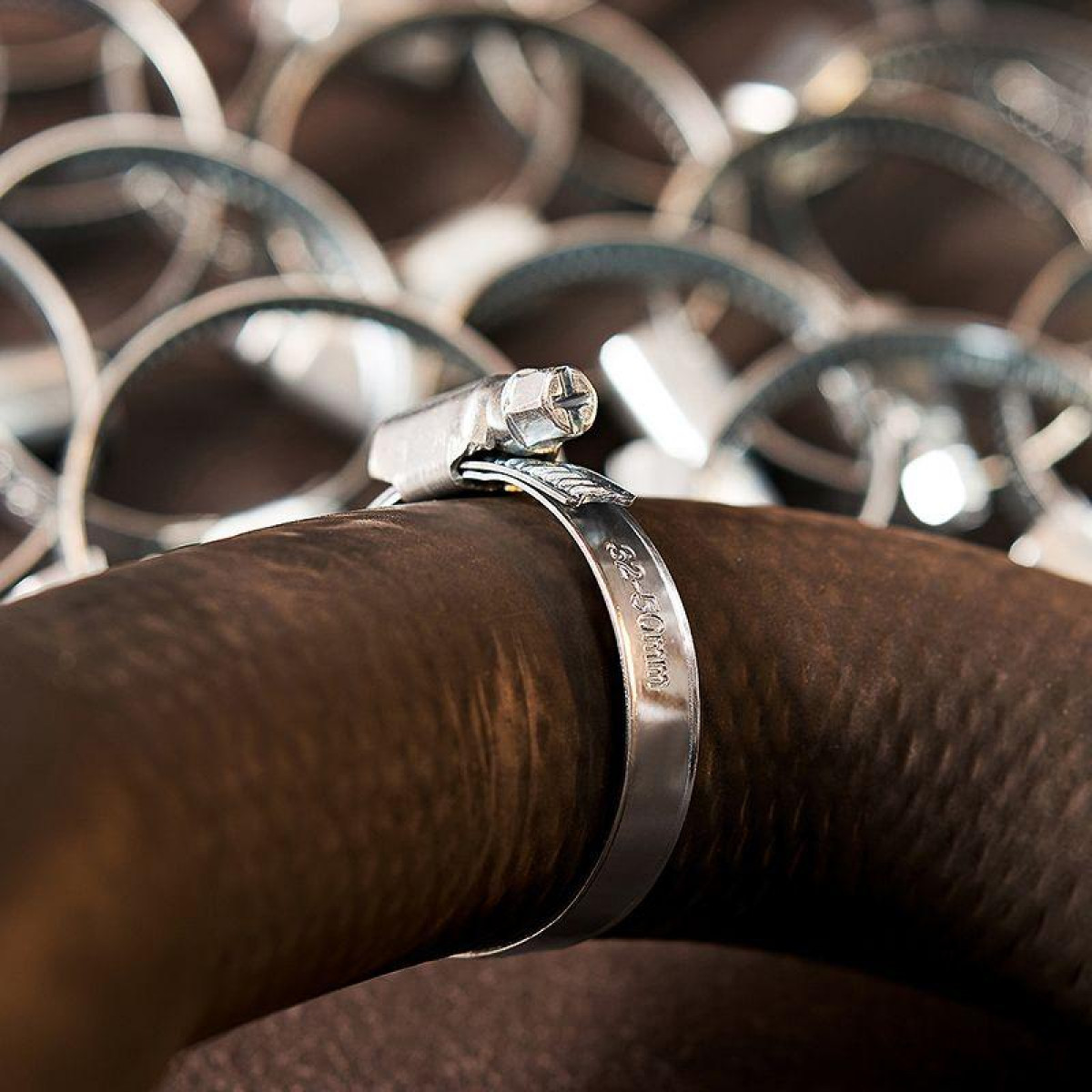 Изображение товара Хомут стальной червячный Rexant 32-50 (07-0632)