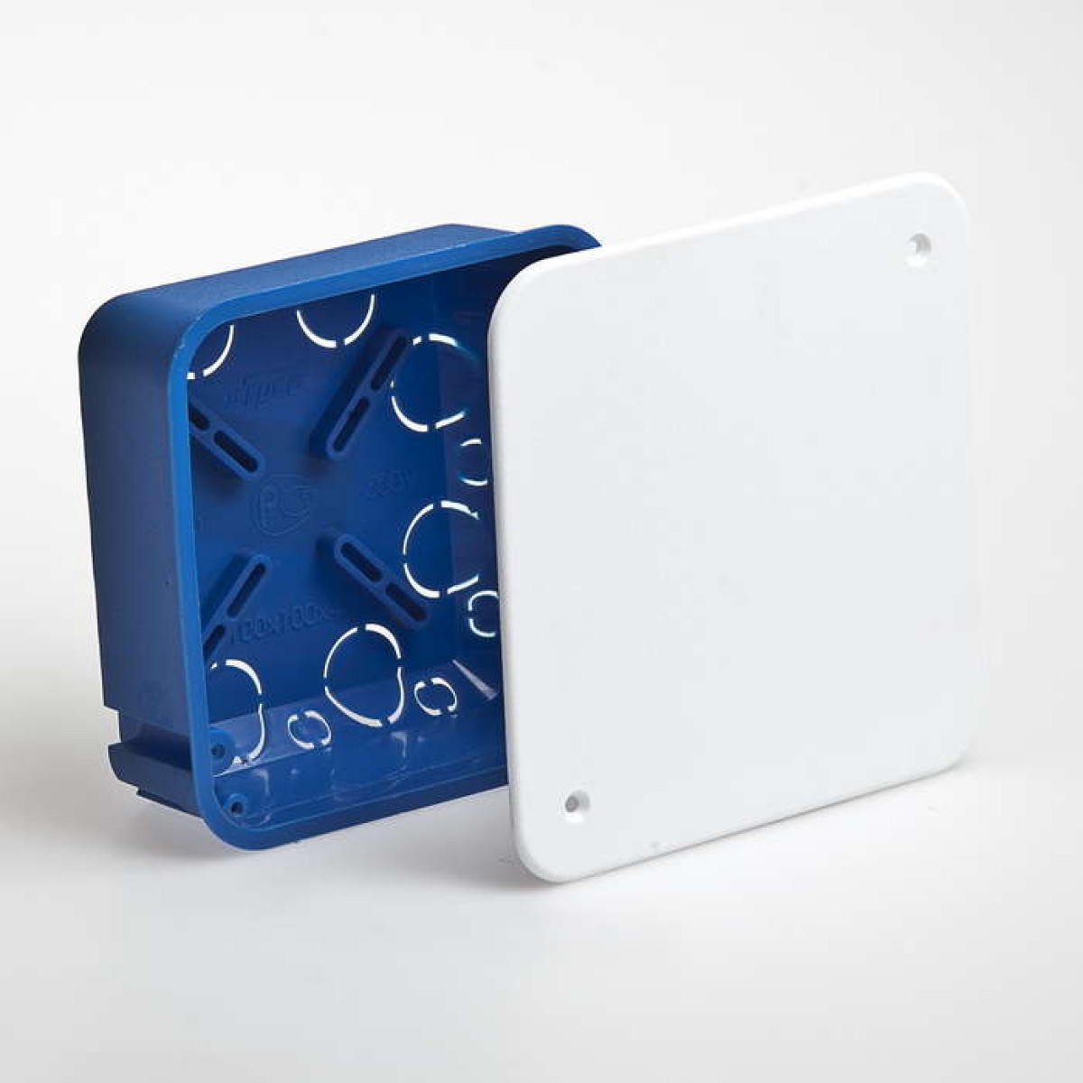 Изображение товара Изделия для электромонтажа Ruvinil Коробка распределительная СП 100х100х45мм IP30