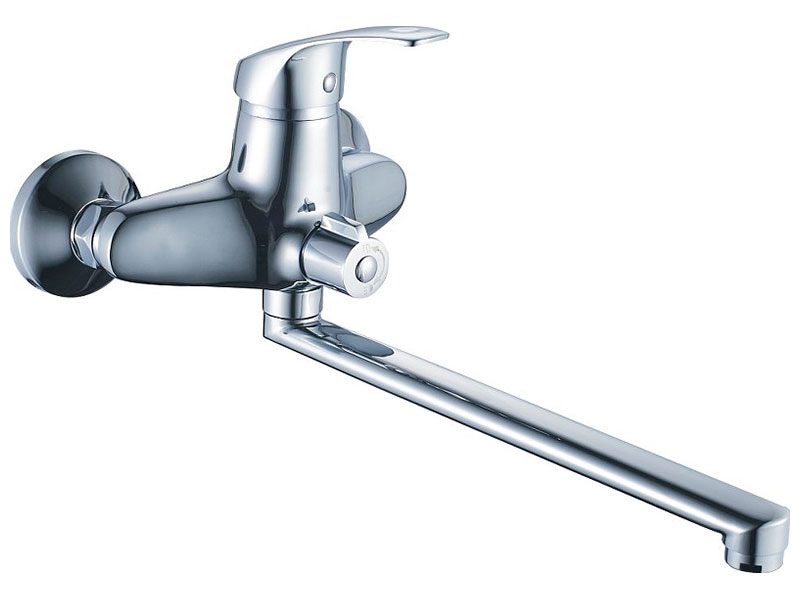 Изображение товара Современный хромированный смеситель для ванной Cron CN21 с вращением излива