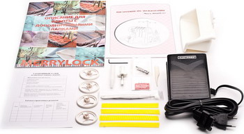 Оверлок Merrylock 010 купить в Москве , цена в интернет магазине ...