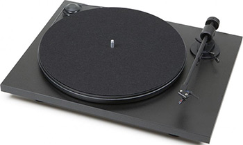 

Проигрыватель виниловых дисков PRO-JECT, PRIMARY BLACK OM5e