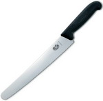 Нож Victorinox Fibrox  лезвие 26 см с волнистой заточкой  чёрный